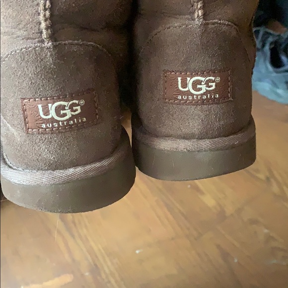 Ugg women’s size 8 kids size 6 Chocolate brown - Picture 2 of 5